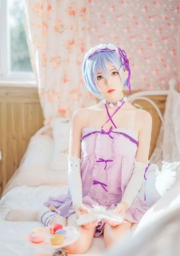 老师好紧开裆蕾丝内裤h男女-高清版完整版观看