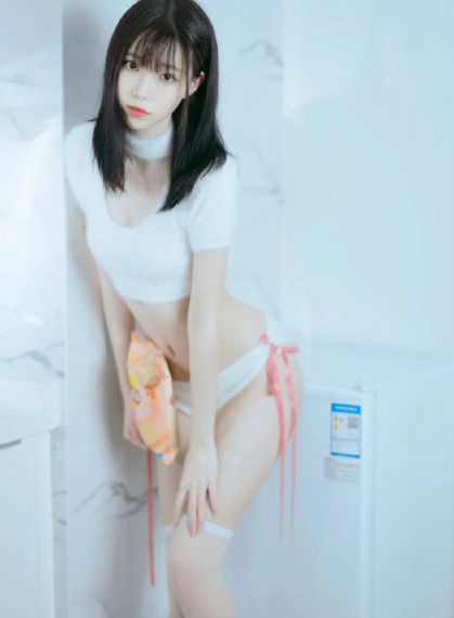 天天操毛片-人人影视电影未删减版